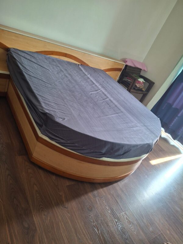 Mattress - Image 2