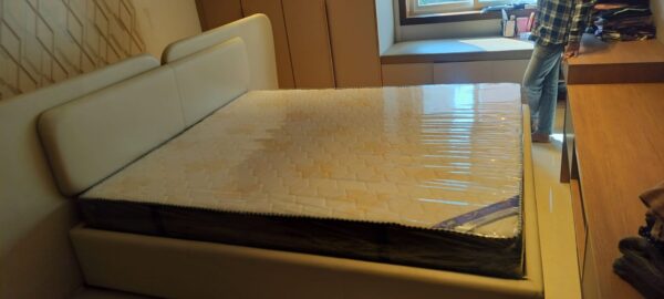 Mattress - Image 4