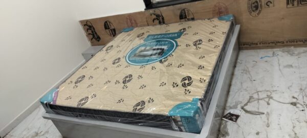 Mattress - Image 9