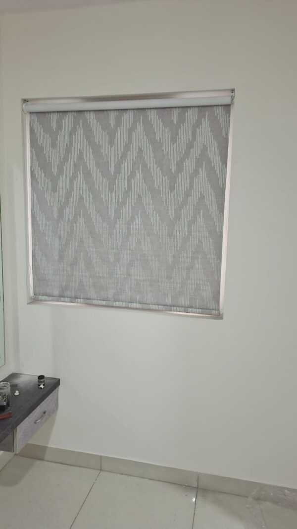 Roller Blinds - Image 7