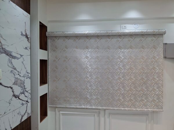 Roller Blinds - Image 8