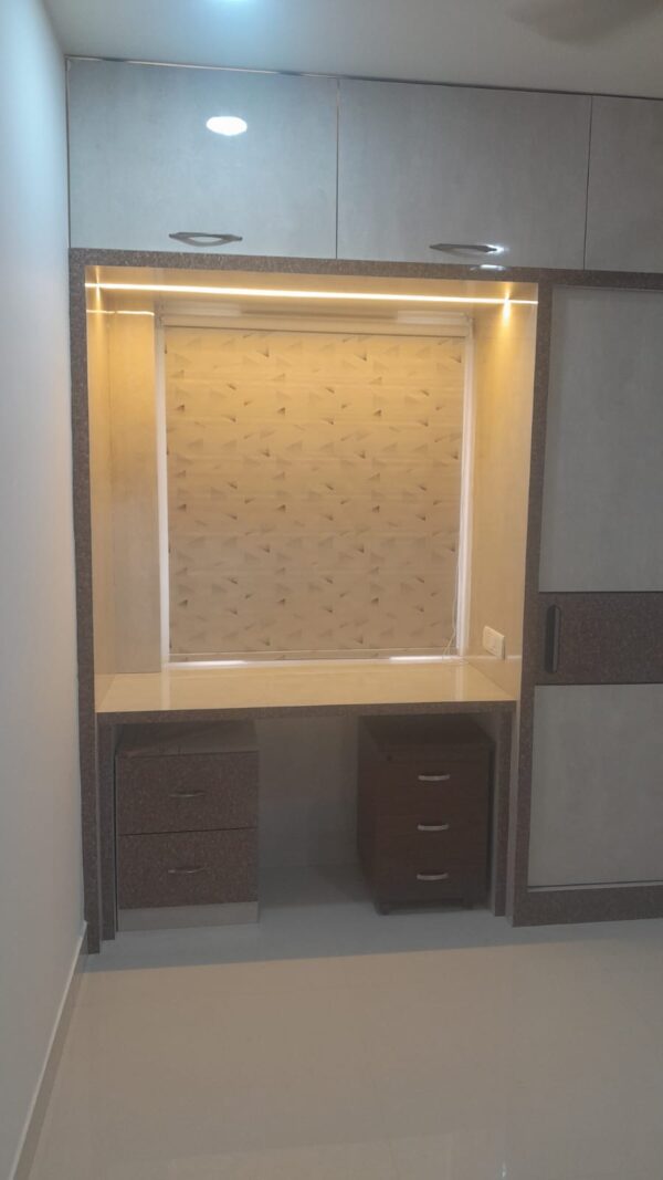 Roller Blinds - Image 3