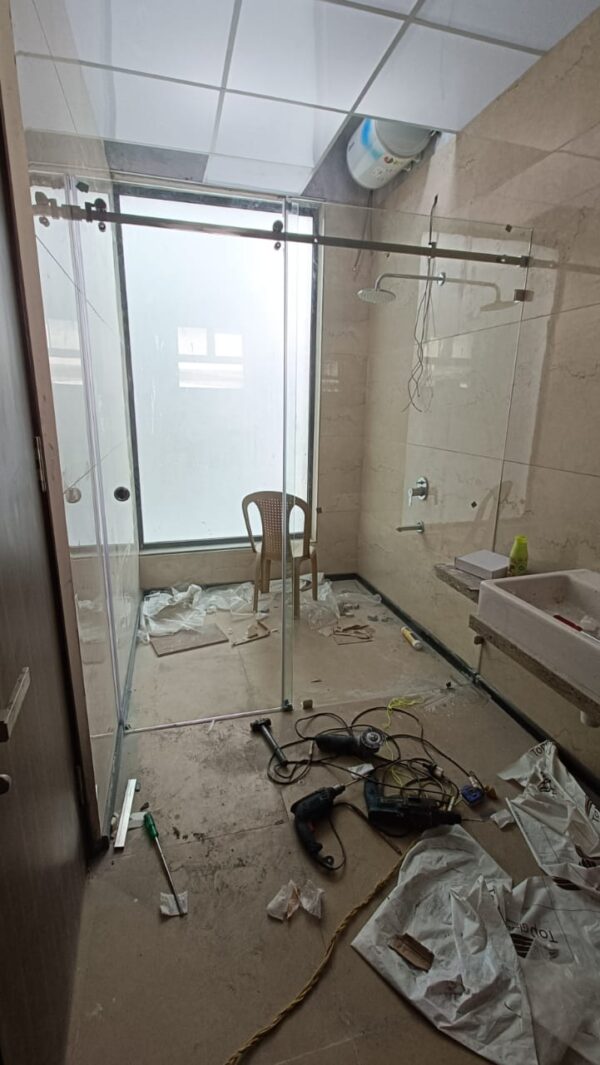 Glass & shower Cubicles all types - Image 11