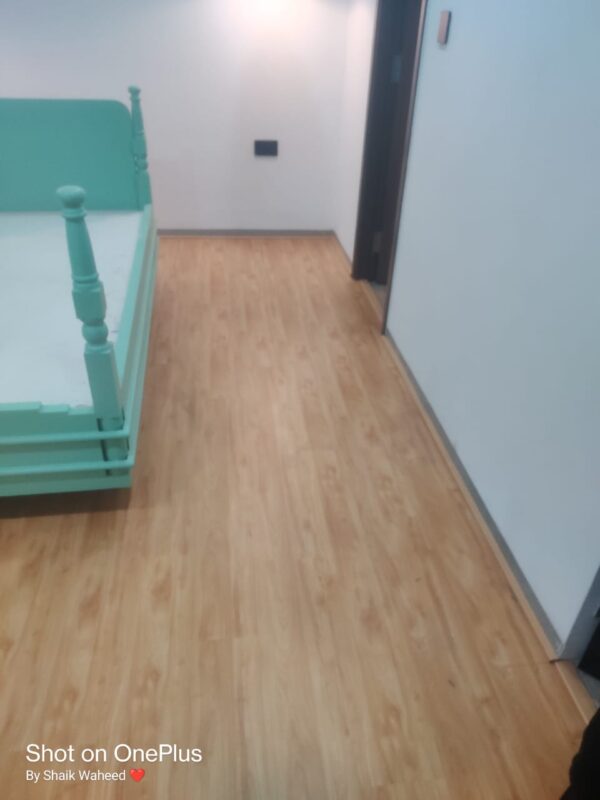 Vinyl Flooring - Image 3